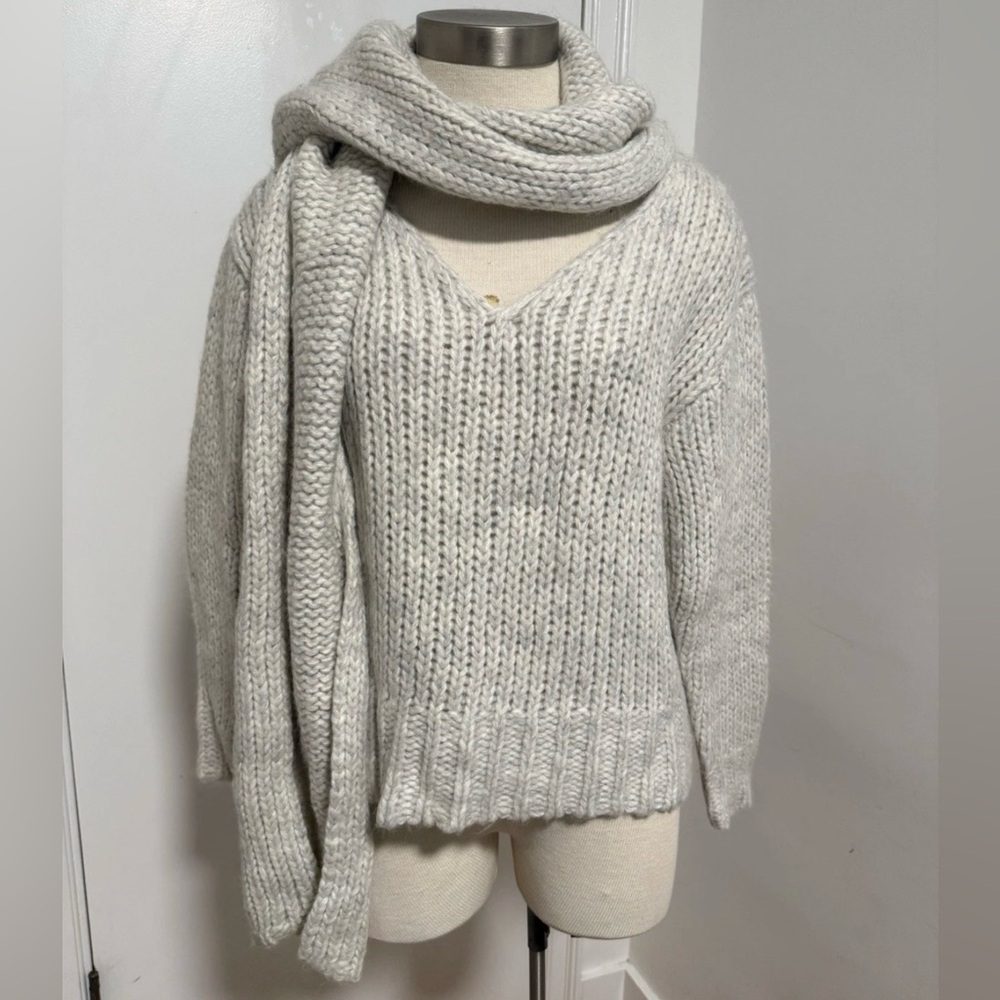 Zara Limited Edition Chunky Oatmeal Knit Jumper With Detachable Scarf Small